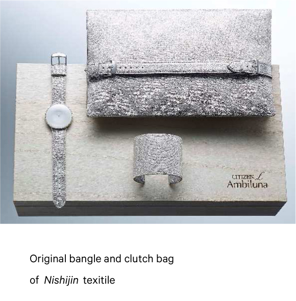 Original bangle and clutch bag of Nishijin texitile