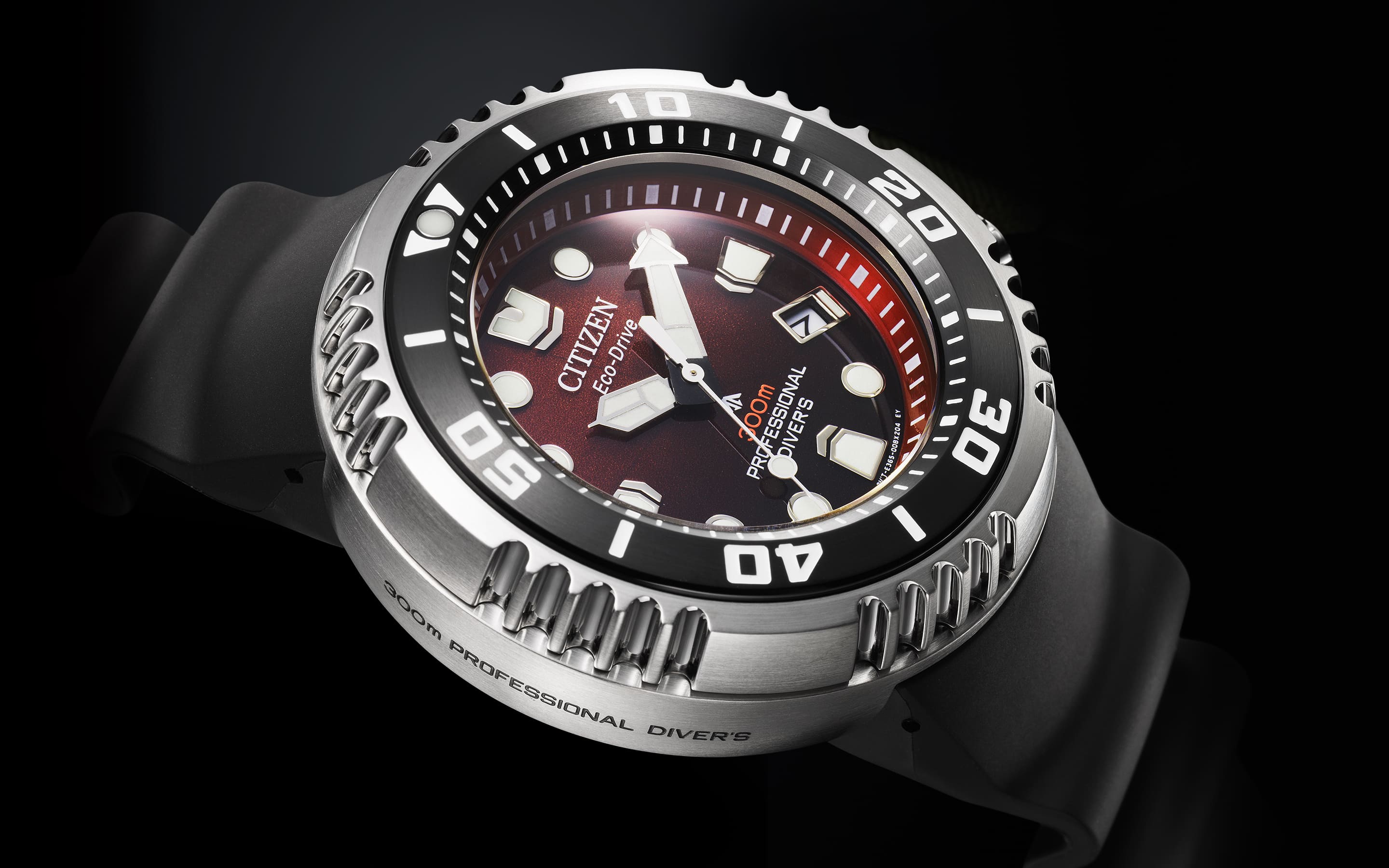 Eco-Drive PROFESSIONAL DIVER 300m